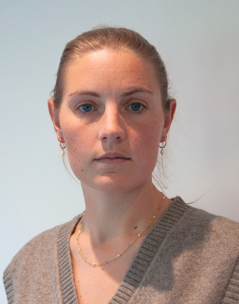 Simple Stud Hoops w/ Pearl - 162