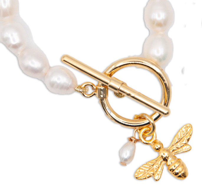 Oval Freshwater Pearl Bracelet with Gold Plate Toggle Clasp & Bee Charm - 143