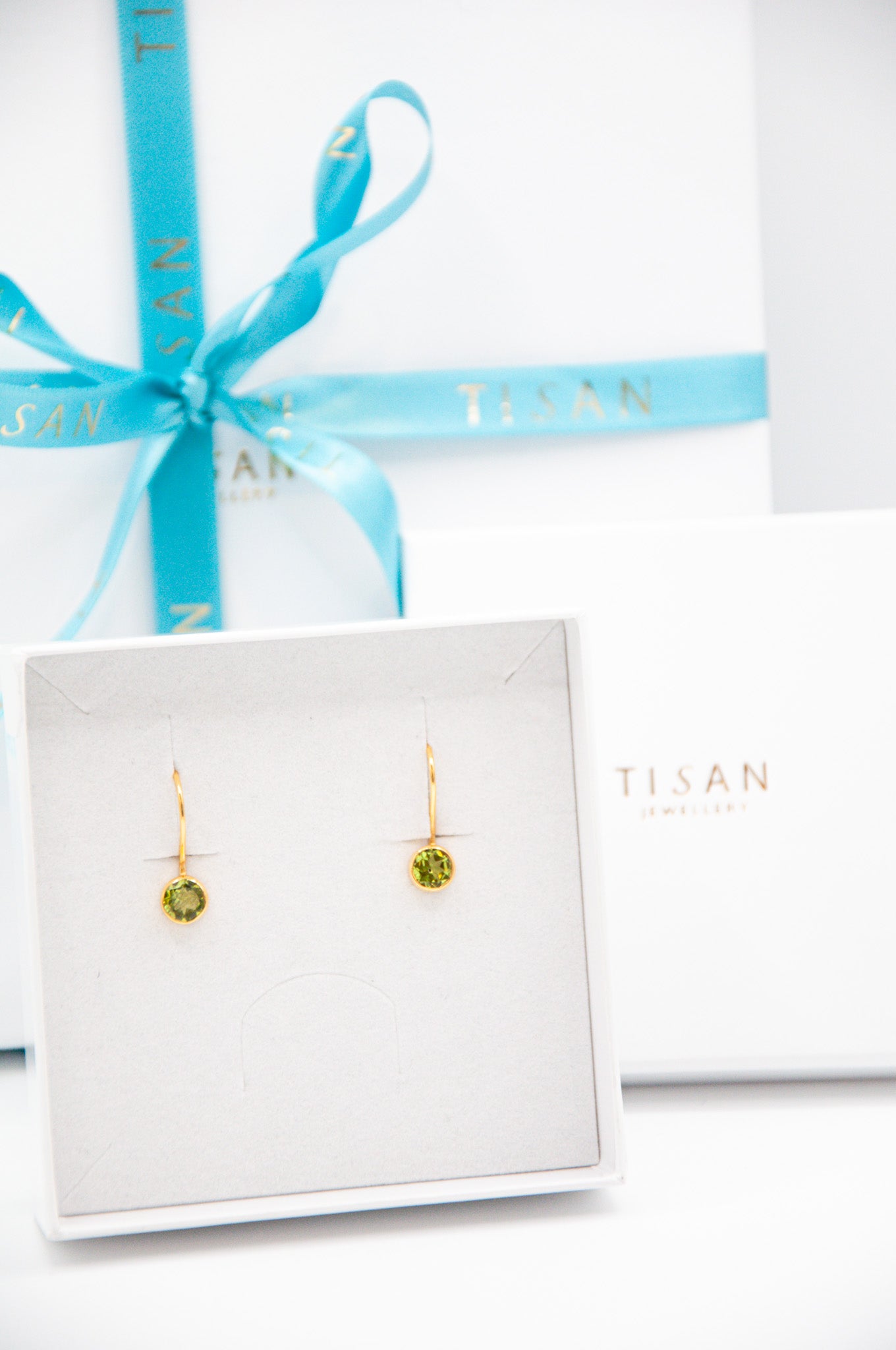 Small Round Semi Precious Drop - Peridot - 032