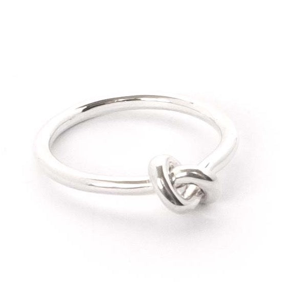 Sterling Silver Knot Ring - 071