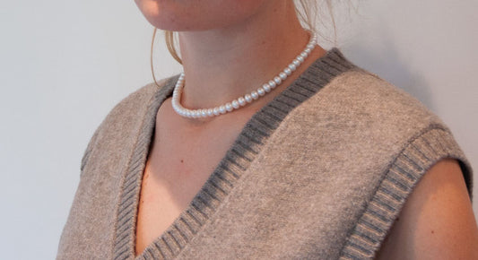 Button-Shaped Freshwater Pearl Necklace with Gold Plate Toggle Clasp - 125