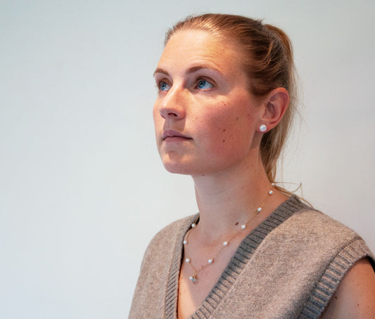 Button Pearl Studs - 10mm - 024