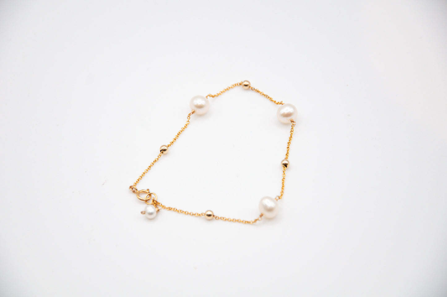 Fine Chain Bracelet w/ Cultured Freshwater Pearls & Gold Beads - 200