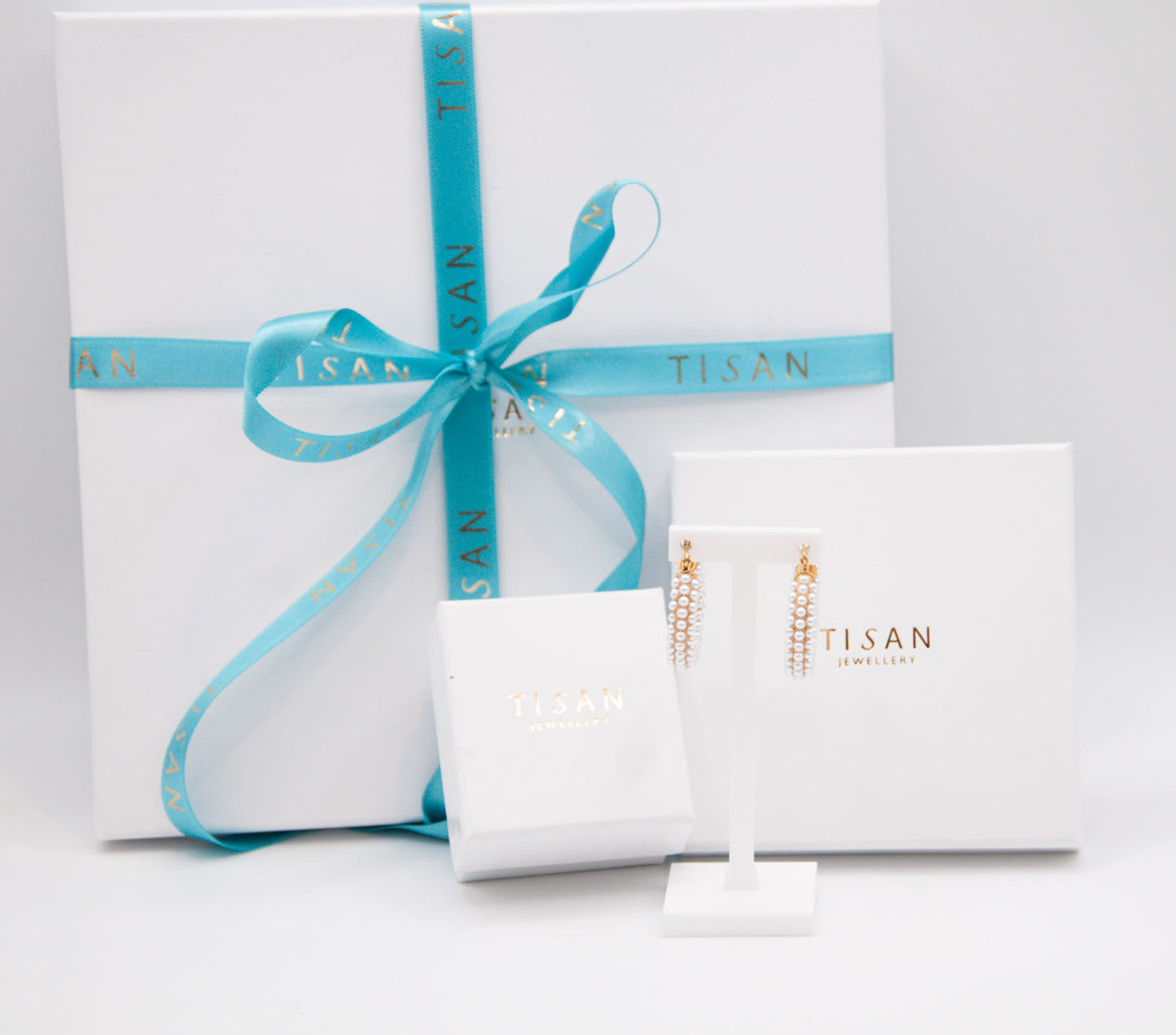 Chunky Hoop Earrings with Tiny Pearls - 023