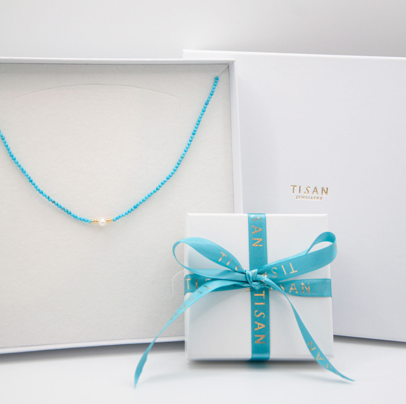 Turquoise Spinel Necklace with Central Almost Round Pearl - 124