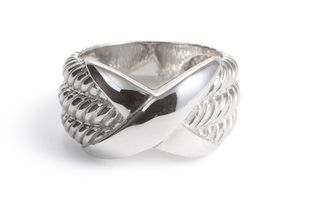 Sterling Silver Ring with Rope Detail - 051