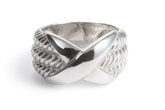 Sterling Silver Ring with Rope Detail - 051